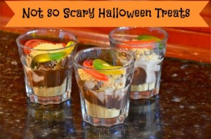 Halloween dirt cups with gummy worms